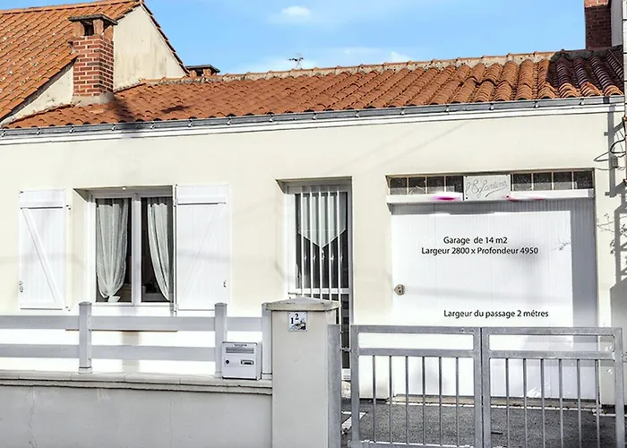 Maison Charmante Pres De La -