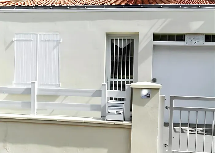 Maison Charmante Pres De La - Prázdninový dům *